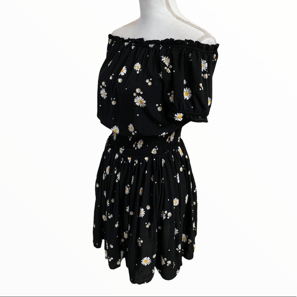 OFF THE SHOULDER SMOCKED WAIST PUFF SLEEVES BLACK FLORAL DRESS - Picture 5 of 7